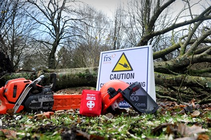 chainsaw-safety-tips